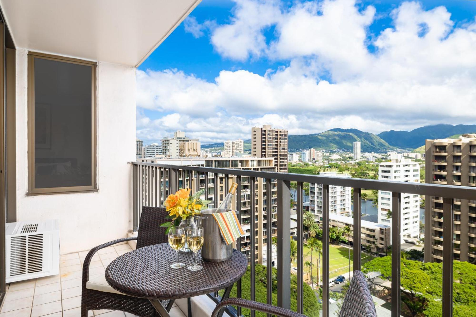 Mountain View Getaway, Free Parking And Beach Steps Away Honolulu Dış mekan fotoğraf